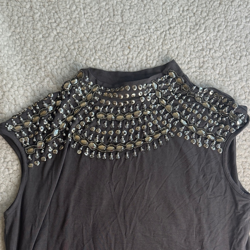 90’s Bling VENUS Charcoal Embellished Sleeveless Blouse - Picture 3 of 4